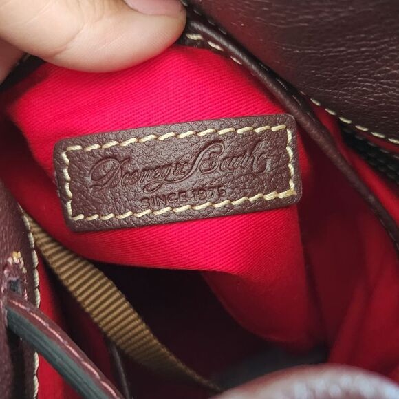 NWOT Dooney & Bourke Saffiano Drawstring Leather Shoulder Bag In Wine - Picture 8 of 10